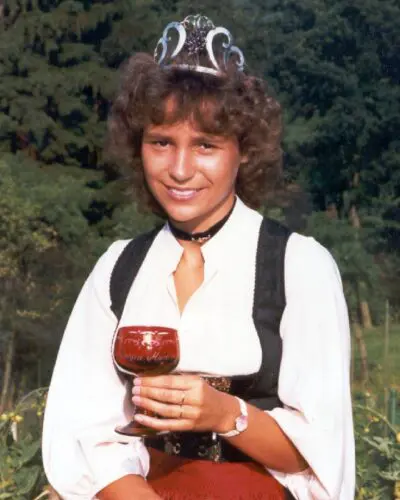 1976-Beate I. Linden- Lengsdorf Weinköniginnen
