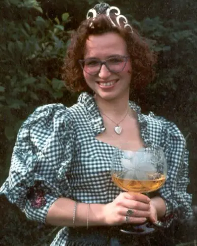 1976-Beate I. Linden- Lengsdorf Weinköniginnen